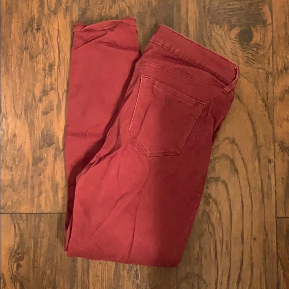 Maroon Mid-Rise Skinny